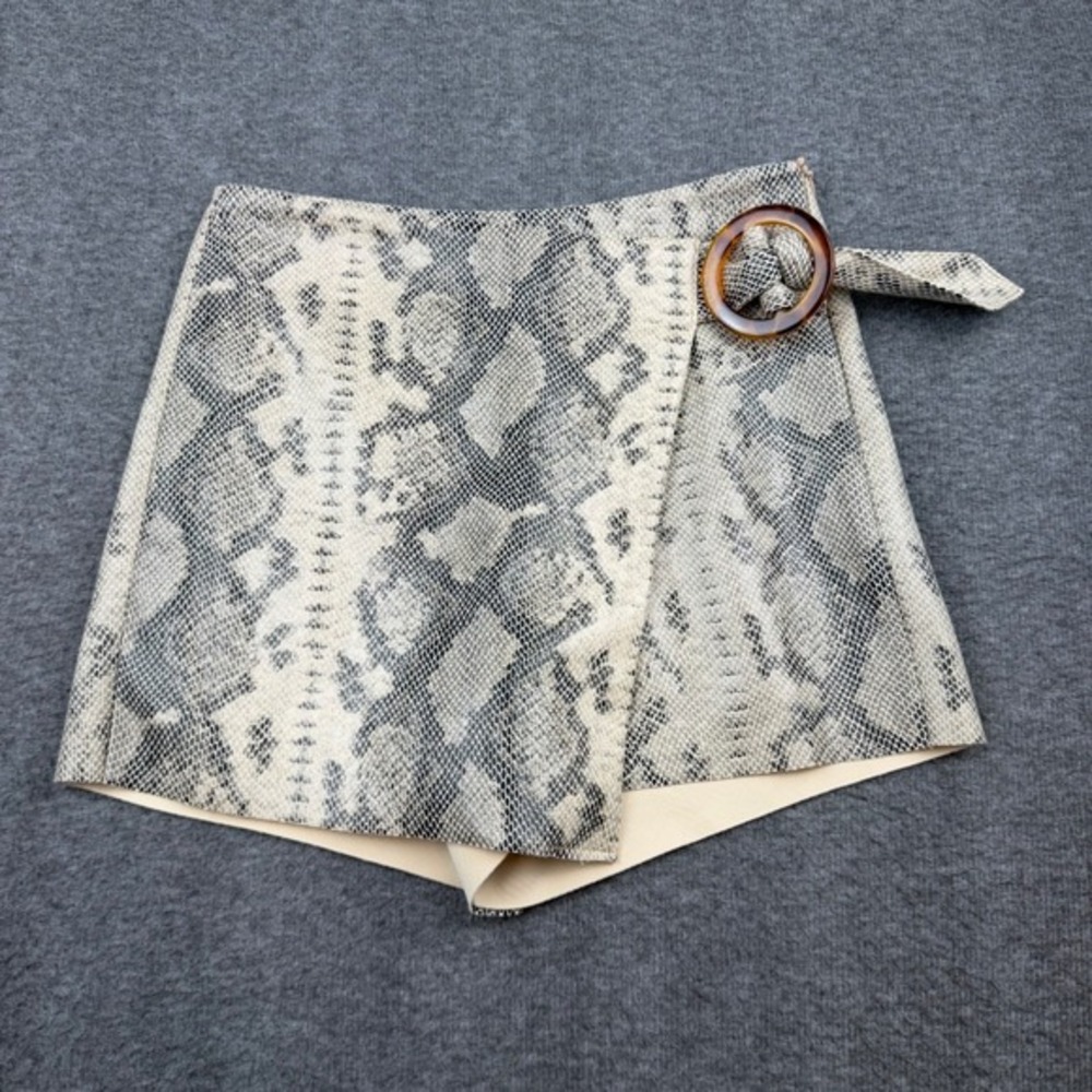 Zara Skort Women's XS Grey Snakeskin Faux Leather Wrap Ring Buckle Mini Shorts